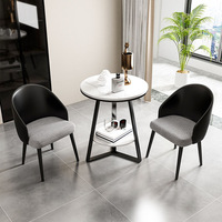 Fauteuil moderne de luxe léger haut de gamme, design tendance, avec dossier et structure en fer, mobilier de restaurant