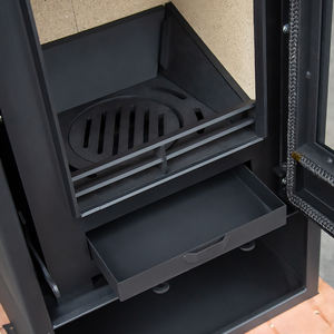 <span class=keywords><strong>Poêle</strong></span> <span class=keywords><strong>à</strong></span> <span class=keywords><strong>bois</strong></span> autoportant en acier moderne de style nouveau design 5 kW 82,2% d'efficacité Écologique Durable - Product Image 3