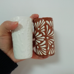 Vaso de Tequila Talavera Hecho a Mano, Cerámica, Diseño Clásico <span class=keywords><strong>Caballito</strong></span>, Patrón Floral, con Agarre, para Fiestas, Portátil, Apto para Microondas - Product Image 2