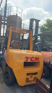 Chariot élévateur diesel d'occasion TCM FD50 5 tonnes, moteur Isuzu d'origine japonaise, mât de 3 m, vente directe usine pour le chargement en entrepôt - Product Image 5