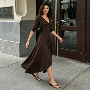 Robe longue en tricot à col en V pour femmes, manches trois quarts, ourlet irrégulier, robe longue de couleur unie, robe décontractée élégante - Product Image 2