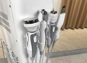 Micro <span class=keywords><strong>macchina</strong></span> professionale del viso di dermoabrasione dell'acqua di dermoabrasione del getto dell'ossigeno dell'idrodermoabrasione per il ringiovanimento di cura di pelle - Product Image 4