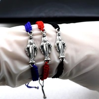 Bracelets en corde rouge faits main personnalisés pour vous, bracelets porte-bonheur pour hommes ou femmes, à offrir en cadeau, utilisés dans la prière, bracelets avec médaille sainte