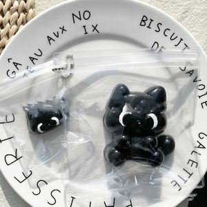 ของเล่นบีบแมวน้อยสีดำลายการ์ตูนใหม่ ของเล่นบีบสควิชชี่เนื้อนุ่ม บรรเทาความเครียด ของขวัญสำหรับเด็กและผู้ใหญ่ ของชำร่วยงานปาร์ตี้ - Product Image 2