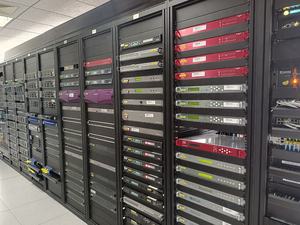 H264รับสัญญาณดาวเทียมดิจิตอล HEVC HD พร้อม <span class=keywords><strong>CAM</strong></span> Ci biss descrambling <span class=keywords><strong>Web</strong></span>-based Power Supply คู่ - Product Image 5