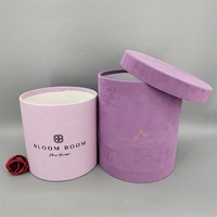 Boîtes cadeaux rondes de luxe en carton recyclé violet personnalisées avec ruban et poignée pour l'emballage de cadeaux