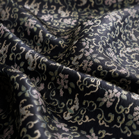 Tissu brocart floral doré effet crépuscule, tissage de luxe héritage chinois pour la confection de vêtements