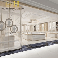 Meubles de vitrine de luxe pour bijouteries, design complet pour boutiques de marques de bijoux, aménagement de bijouteries