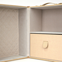 Coffret Cadeau de Luxe Classique en Cuir PU Noir Clouté, Style Valise, pour Clients Corporatifs