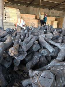 Lytchee Charbon de bois dur pour barbecue Charbon de bois rond en morceaux Charbon de bois noir avec chauffage élevé - Product Image 2