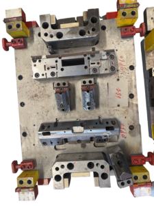 قالب تشكيل فولاذي أحادي التشغيل OP50+OP60 لإنتاج مكونات السيارات ومقابض السقف - Product Image 4