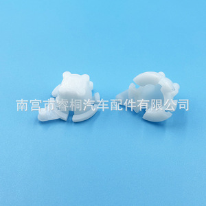 Clip d'essuie-glace de voiture Shuangxuan en plastique simple 033739 pour camion, bus, fixation automobile - Product Image 3