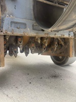 Fraiseuse à asphalte d'occasion Wietgen W100HR de 14 tonnes, efficace et performante, pour travaux de fraisage à froid