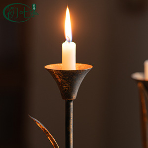 Ensemble de porte-bougies en métal, version haute et courte, pour la décoration de la maison, design durable en fer forgé - Product Image 4