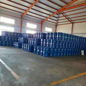 Agent de nettoyage à sec Richem D60, solvant hydrocarboné avec une légère odeur d'éther, point de fusion 185-198°C, point d'éclair 61-66°C - Product Image 1