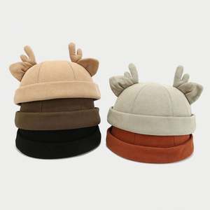 Casquette de baseball artistique et élégante avec oreilles de cerf pour femme, couleur unie, pour l'extérieur, style Docker décontracté - Product Image 2