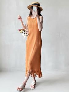 Robe décontractée pour femme, longueur genou, col rond, manches chauve-souris plissées Miyake, ourlet à franges, écologique, collection PY 2026 - Product Image 5
