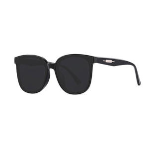 Gm Lunettes de soleil pour femmes, monture noire, verres polarisés UV400, pour la conduite et la protection solaire, type 3 - Product Image 3