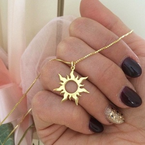 Trendy 18K Gold Plated <strong>Jewelry</strong> Necklace Making <strong>Supplies</strong> Dainty Stainless Steel Sun Charm Necklace for Women - Product Image 2