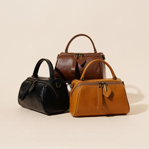 Новая женская сумка-бочонок из натуральной кожи (первый слой), модная, вместительная, универсальная, на плечо, с застежкой-молнией, модель 2025 года - Product Image 1