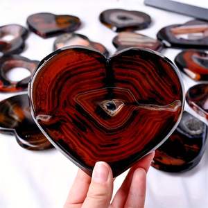 Cœur en cristal de haute qualité sculpté en <span class=keywords><strong>agate</strong></span> rouge et <span class=keywords><strong>noire</strong></span>, géode en forme de cœur, pierre de guérison très prisée pour cadeau thérapeutique - Product Image 4