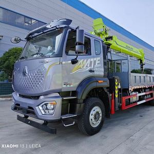 New Sinotruk 6x4 Truck Mounted Zoomlion 14 Ton 5-section Arm Crane, <b>Strong</b> Lifting Capacity for Steel <b>Box</b> Girder Lifting - Product Image 3