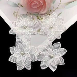 Di alta qualità in Tulle stile francese <span class=keywords><strong>con</strong></span> finiture in pizzo <span class=keywords><strong>con</strong></span> perle di diamanti ricamate <span class=keywords><strong>con</strong></span> <span class=keywords><strong>perline</strong></span> di fiori tessuto di pizzo <span class=keywords><strong>con</strong></span> buona <span class=keywords><strong>copertura</strong></span> di metri Per Kg - Product Image 2