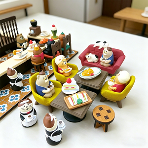 Graziosa Decorazione per Divano a Forma di Gatto in Resina - Design a Piramide con Cuore per Casa e Ufficio - Regalo per Decorazione Veicoli - Product Image 3