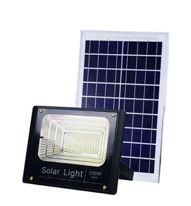 Projecteur LED solaire certifié ETL 60W, nouvelle lampe de sécurité de jardin à haute luminosité IP65 avec corps en aluminium, alimenté par batterie SMD - Product Image 4