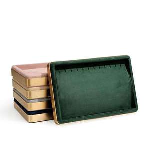 Plateau de présentation de luxe en métal pour bijoux, disponible en plusieurs couleurs, pour bagues et pendentifs, idéal pour vitrine - Product Image 6