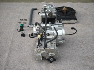 Zonsen <span class=keywords><strong>330cc</strong></span> raffreddato a liquido 4 tempi Cross-Platform gruppo di aggiornamento di efficienza termica moto motore di trasmissione centrale - Product Image 3