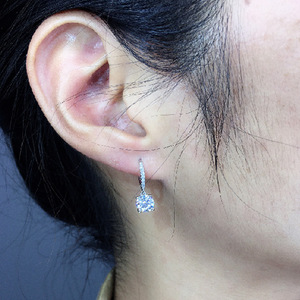 Orecchini a Cerchio con Cristalli Rotondi per Donne, Accessori di Moda Moderni per Uso Quotidiano e Feste - Product Image 4
