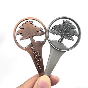 Herramienta de Golf Personalizada 2 en 1 con Marcador de Bola Magnético de Aleación de Zinc, Regalo Personalizado para Club de Golf - Product Image 6