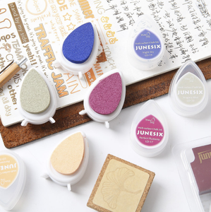 Nouveau paquet de 4 tampons encreurs rosée pour tampons papier et tissu 2023 - Product Image 2