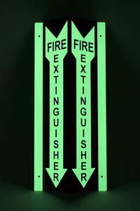 Panneau mural de signalisation 3D pour extincteur, flèche vers le bas, projection de <span class=keywords><strong>feu</strong></span>, 12"x4", en aluminium réfléchissant avec trous de fixation pré-percés - Product Image 2