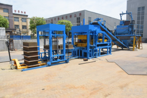 Máquinas automáticas de fabricación de bloques de prensa hidráulica del fabricante de China Máquina de bloques de hormigón que hace el motor de componentes de núcleo de arena - Product Image 3