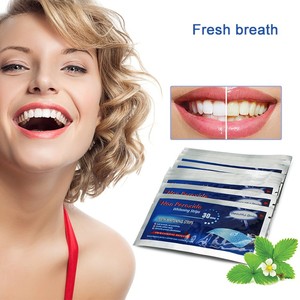 Bandes sans peroxyde <span class=keywords><strong>pour</strong></span> <span class=keywords><strong>les</strong></span> <span class=keywords><strong>dents</strong></span> sensibles et <span class=keywords><strong>les</strong></span> gencives Kit de <span class=keywords><strong>bande</strong></span> de blanchiment des <span class=keywords><strong>dents</strong></span> 28 pièces 14 traitements 2 s - Product Image 4
