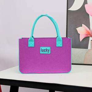 La combinación del bolso y el folleto de armas secretas de la industria de seguros ya está a la venta con un descuento del 3% - Product Image 3