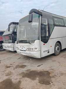 Autobús de Lujo Diésel Euro 3 con Volante a la Derecha, Manual, Usado, para <span class=keywords><strong>Turismo</strong></span>, Amplio y Confortable, para Eventos Empresariales y Viajes de Larga Distancia - Product Image 1