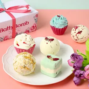 Label Pribadi Buatan Tangan Organik Fizzy Spa Gelembung Vegan Relaks Minyak Esensial Cupcake Bunga Mawar Kering Mewah Set Hadiah Bom Mandi