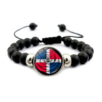 Gelang manik-manik kaca cabochon bertema Bendera Republik Dominika, bertekstur sandblast, tema nasional patriotik, dengan simpul geser yang dapat disesuaikan.