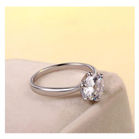 Romantique Brillant 5A Zircon Anneau pour Femmes Classique Ovale Coupe En Acier Inoxydable Cuivre Incrustation Religieux Style Fiançailles Anniversaire