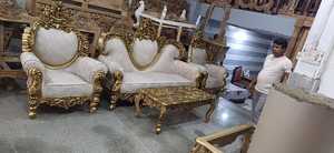 Juego de Sofás Dorados de Estilo Europeo, Muebles Antiguos de Lujo Hechos a Mano, Marco de Madera Tallado Ornamentado, Diseño Real para Mansiones - Product Image 5