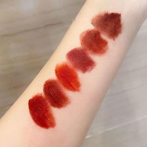 Venta caliente Promoción de alta calidad hidratante cuidado de los labios brillo de labios bálsamo labial incoloro - Product Image 4