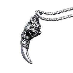 A583 Men's Wolf Teeth Necklace Fashion Accessories Advanced Design Sense Small Group Pendant