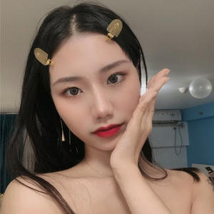 Pince à cheveux en métal style coréen 6,5 cm couleur or pour usage quotidien, pince latérale pour femme, couleur unie, accessoire capillaire de haute qualité - Product Image 1