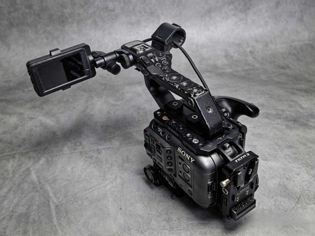 Professional Cinema Camera for FX6 4K 120P Used Full-frame Digital Camera with Wi-Fi/ and SD Card Support