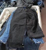 Jeans américains pour femme, pantalons en denim vintage usagés, vente en gros en vrac pour les acheteurs de vêtements de seconde main