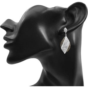 Pendientes colgantes Ornaatis con forma de lágrima de diamante, 2,37 quilates, corte redondo, color champán blanco, en plata de ley 925 para mujer - Product Image 3