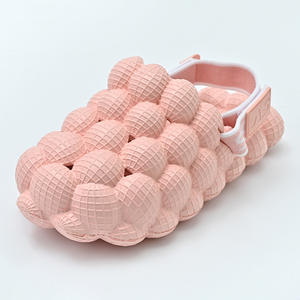 Chaussons d'été antidérapants légers et respirants pour tout-petits et jeunes enfants, avec boule de massage amusante, pour spa à domicile, chaussures à bulles pour garçons - Product Image 5